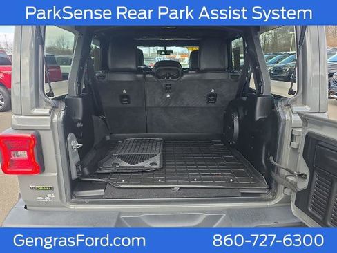 Used 2021 Jeep Wrangler Unlimited Sahara image 17