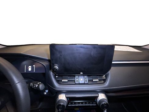 Used 2024 Toyota RAV4 Limited image 10