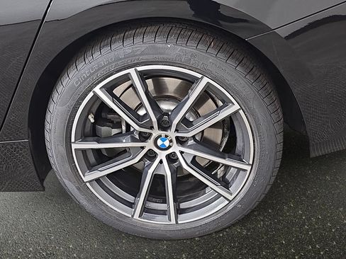 Used 2021 BMW 330i xDrive Sedan w/ Premium Package AWD/4WD image 36