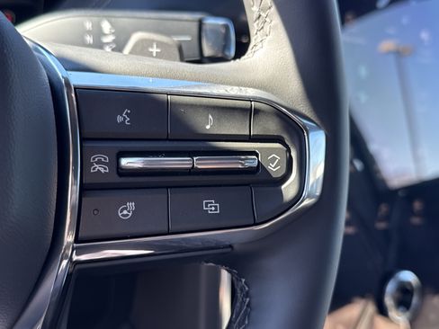 New 2026 GMC Yukon Elevation image 20