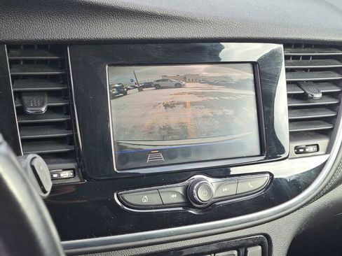 Used 2022 Buick Encore Preferred w/ Safety Package image 14