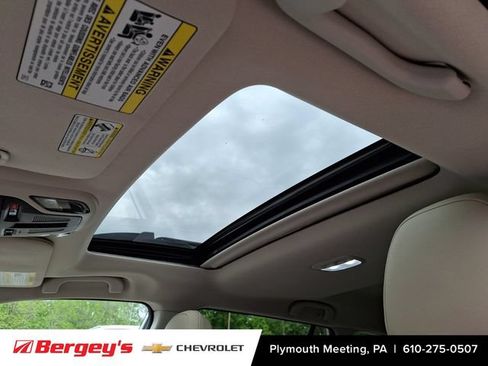 Used 2023 Subaru Outback Limited AWD/4WD image 17