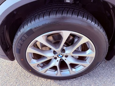 Used 2025 BMW X5 xDrive40i w/ Climate Comfort Package image 20