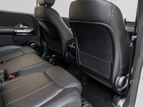 Used 2022 Mercedes-Benz GLB 250 w/ Premium Package Lite image 37