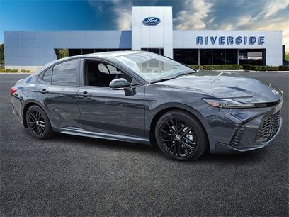 Used 2025 Toyota Camry SE