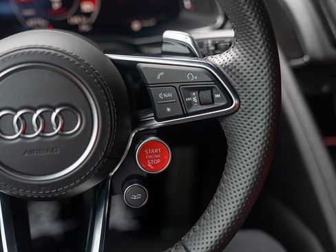 Used 2018 Audi R8 V10 plus AWD/4WD image 8