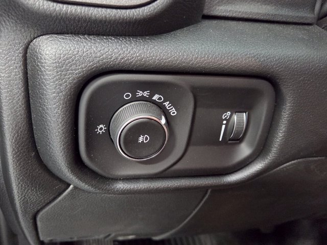 New 2026 RAM 4500 Tradesman w/ Chrome Appearance Group AWD/4WD image 27