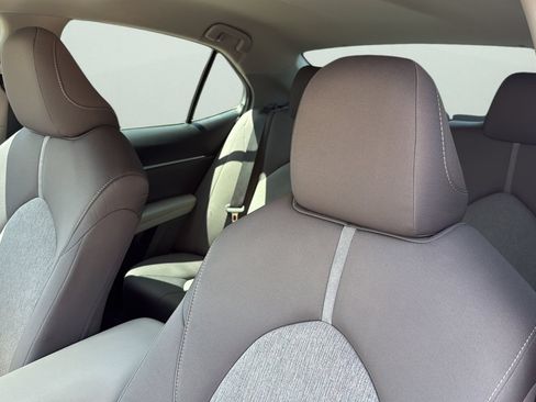 Used 2023 Toyota Camry LE FWD image 4