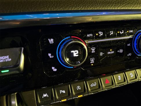 Used 2023 GMC Sierra 1500 Denali w/ Denali Reserve Package image 25