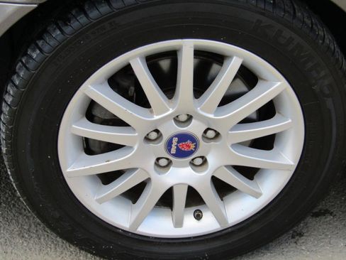 Used 2008 Saab 9-3 2.0T w/ Moonroof Package image 30