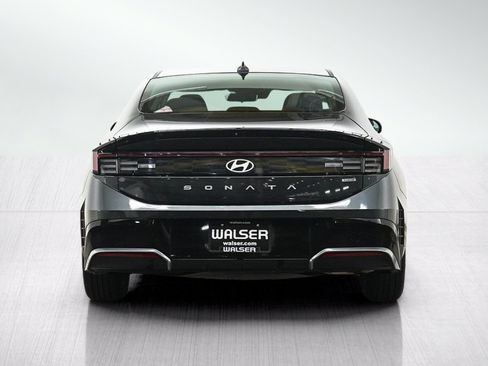 Used 2025 Hyundai Sonata SEL FWD image 4