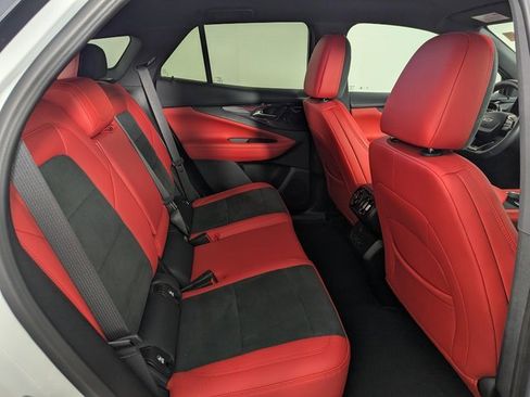 Used 2024 Chevrolet Blazer EV RS image 25