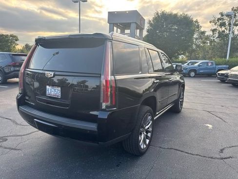 Used 2020 Cadillac Escalade Premium Luxury w/ Escalade Sport Edition RWD image 4