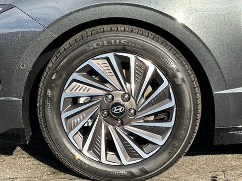 New 2026 Hyundai Sonata Limited image 24