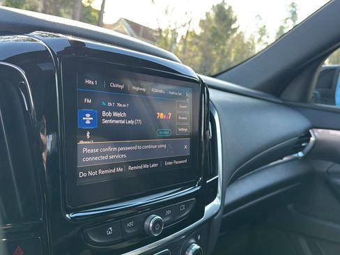 Used 2022 Chevrolet Traverse Premier w/ Redline Edition image 21