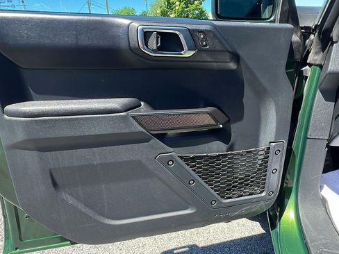 Used 2025 Ford Bronco Outer Banks AWD/4WD image 21