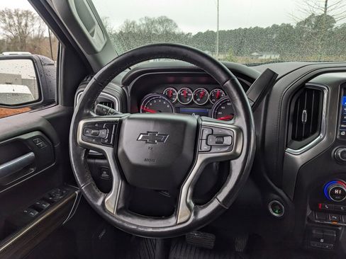 Used 2020 Chevrolet Silverado 1500 LT Trail Boss image 30