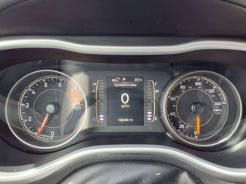 Used 2018 Jeep Cherokee Latitude Plus FWD image 14