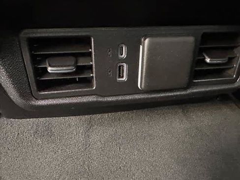 Used 2025 Chevrolet Silverado 1500 LT AWD/4WD image 12