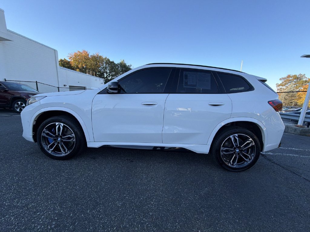 Used 2024 BMW X1 M35i w/ Shadowloine Package AWD/4WD image 11