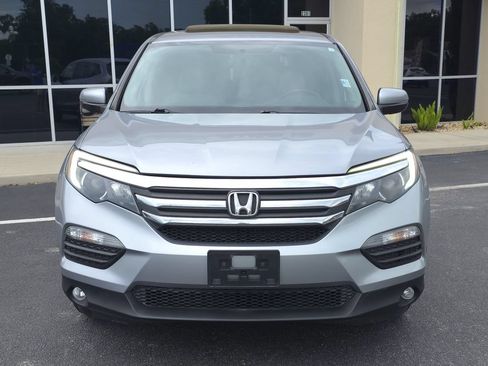 Used 2017 Honda Pilot EX-L image 2