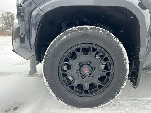 Used 2024 Toyota Tacoma SR5 image 4