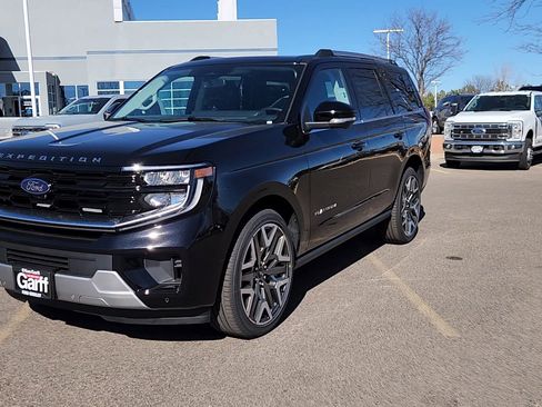 New 2026 Ford Expedition Platinum w/ Platinum Ultimate Package image 2