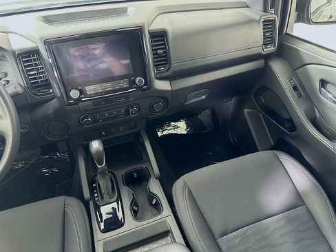 Used 2023 Nissan Frontier SV w/ Midnight Edition Package RWD image 19