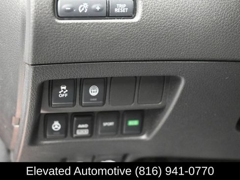 Used 2021 Nissan Rogue Sport SV AWD/4WD image 16