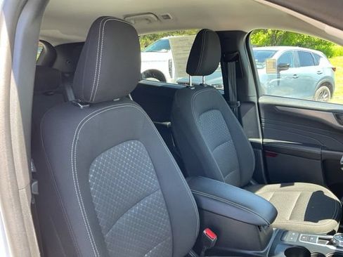 Used 2025 Ford Escape Active AWD/4WD image 42