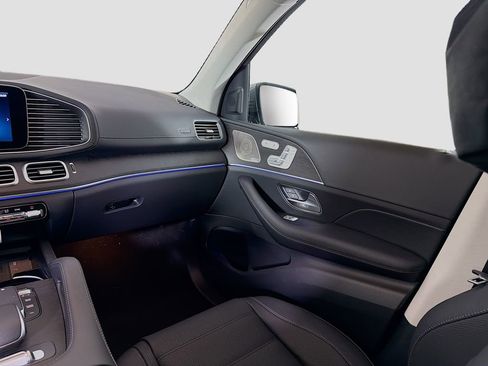 New 2026 Mercedes-Benz GLS 450 4MATIC image 27
