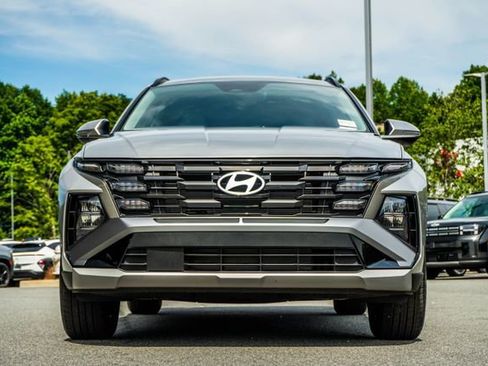 Certified 2025 Hyundai Tucson SEL AWD/4WD image 8