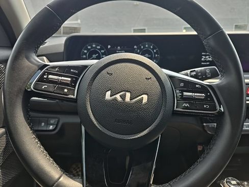 Certified 2026 Kia Seltos EX w/ EX Sunroof Package AWD/4WD image 15