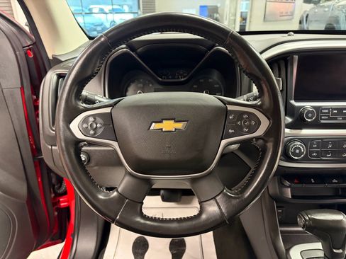 Used 2016 Chevrolet Colorado LT w/ LT Convenience Package image 12