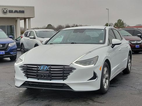 Used 2020 Hyundai Sonata SE image 2