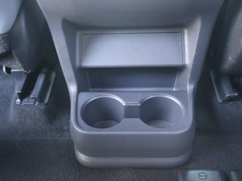 Used 2024 Toyota Sienna XLE image 26