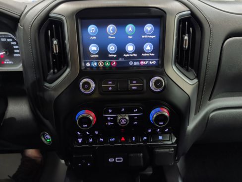 Used 2020 GMC Sierra 3500 Denali image 10