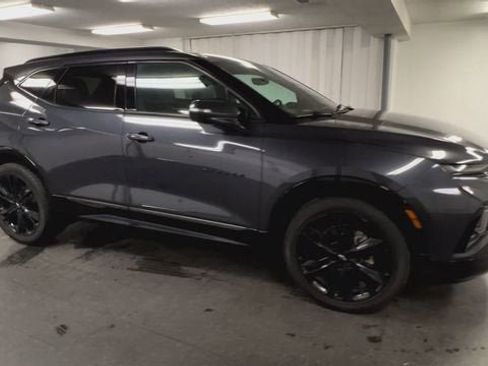 Certified 2021 Chevrolet Blazer RS w/ Enhanced Convenience Package AWD/4WD image 2