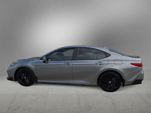 Certified 2025 Toyota Camry SE w/ Convenience Package FWD image 5
