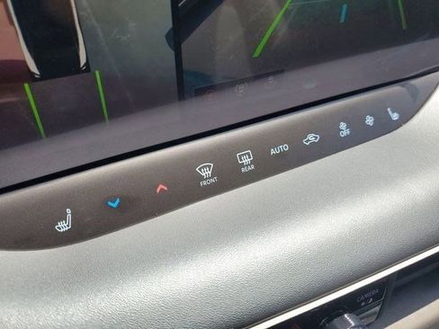 New 2026 Nissan Leaf Platinum+ FWD image 13