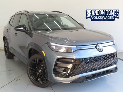 New 2025 Volkswagen Tiguan SE R-Line