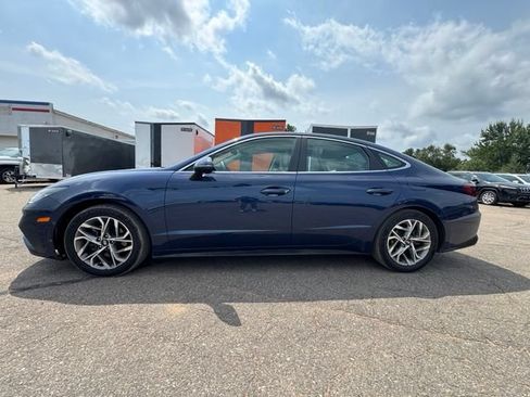 Used 2021 Hyundai Sonata SEL FWD image 4
