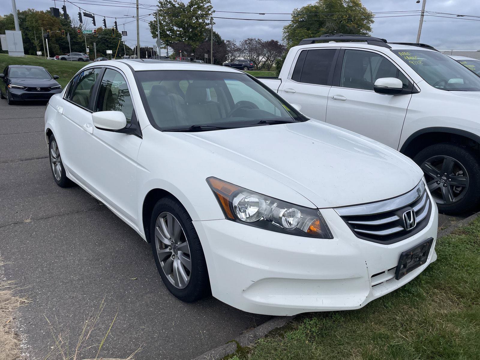 Used 2012 Honda Accord EX-L image 1