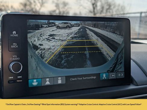 Used 2025 Honda Pilot Touring image 5