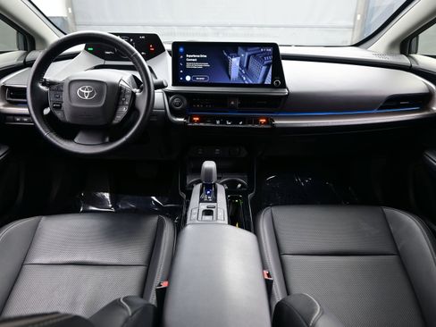 Used 2023 Toyota Prius XLE AWD/4WD image 17