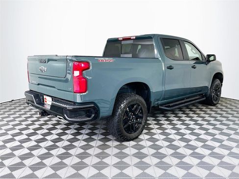 Used 2025 Chevrolet Silverado 1500 LT Trail Boss w/ Convenience Package II AWD/4WD image 9