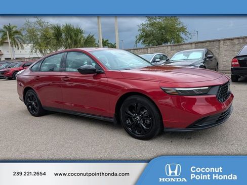 Used 2025 Honda Accord SE image 1