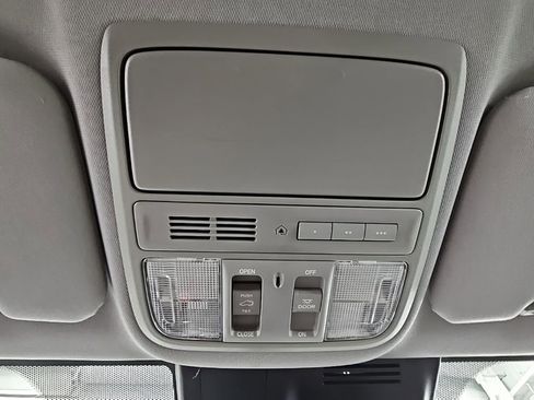 Used 2019 Honda CR-V EX-L image 22