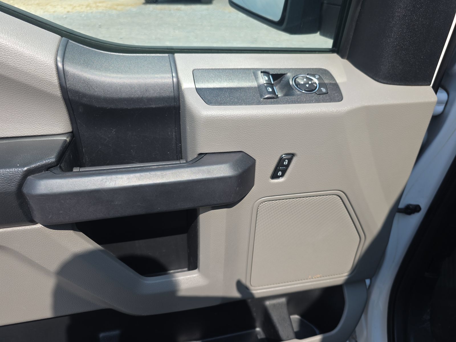 Used 2019 Ford F150 XL w/ Equipment Group 101A Mid RWD image 16
