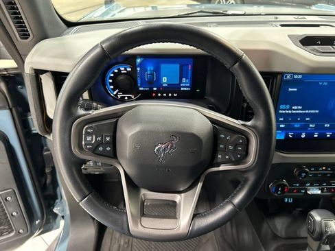 Certified 2022 Ford Bronco Badlands AWD/4WD image 16